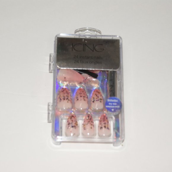 RAINBOW GLITTER FRENCH TIP FAUX NAIL SET - 24 Pack - Picture 3 of 5